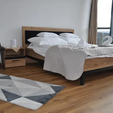 Ueveghuta Vendeghaz Apartment