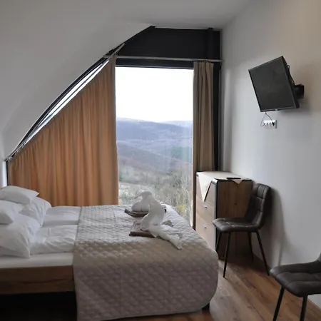 Ueveghuta Vendeghaz Apartment *