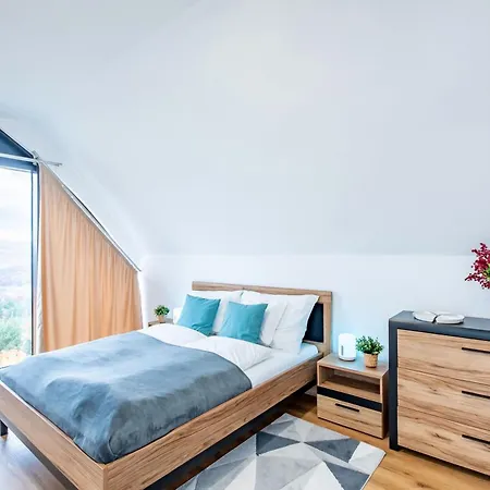 Apartment Ueveghuta Vendeghaz *