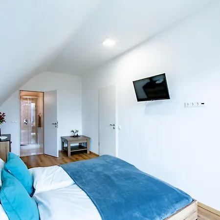 Ueveghuta Vendeghaz Apartament