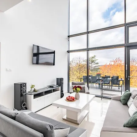 Ueveghuta Vendeghaz *