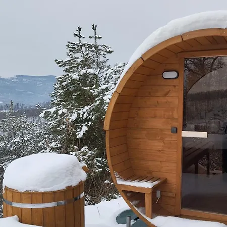 Ueveghuta Vendeghaz Apartament